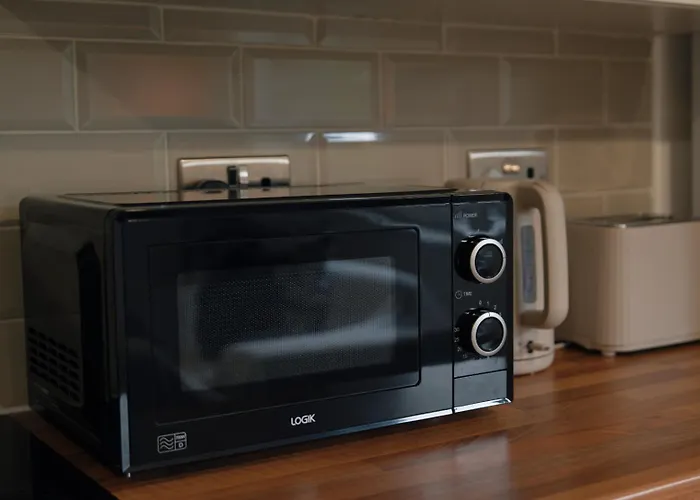 Stylish 3bed Apt, Prime Location, Sleeps 6 * Leeds (West Yorkshire)