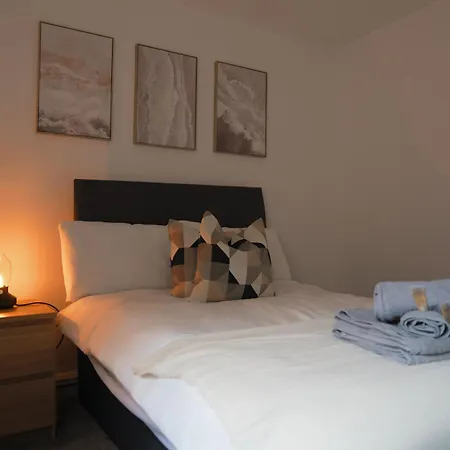 Stylish 3bed Apt, Prime Location, Sleeps 6 * Leeds (West Yorkshire)