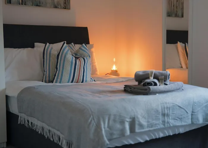 Stylish 3bed Apt, Prime Location, Sleeps 6 Appartement